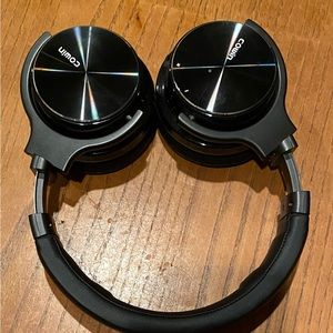 Two Cowin Noise Cancelling Headphones